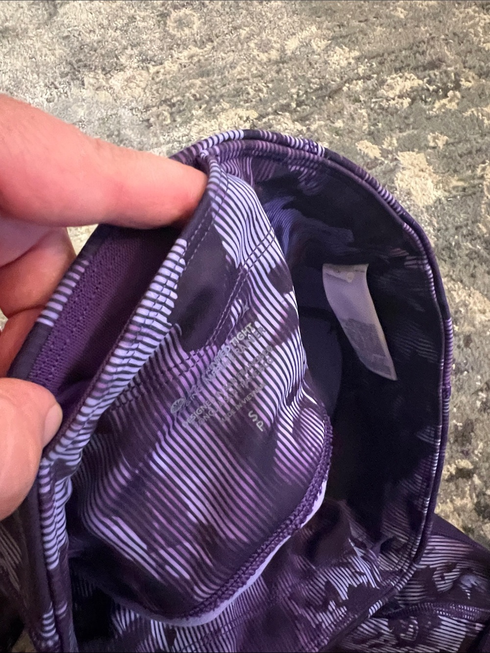 Athleta Rainier Printed Tight Size Small EUC - Picture 11 of 12